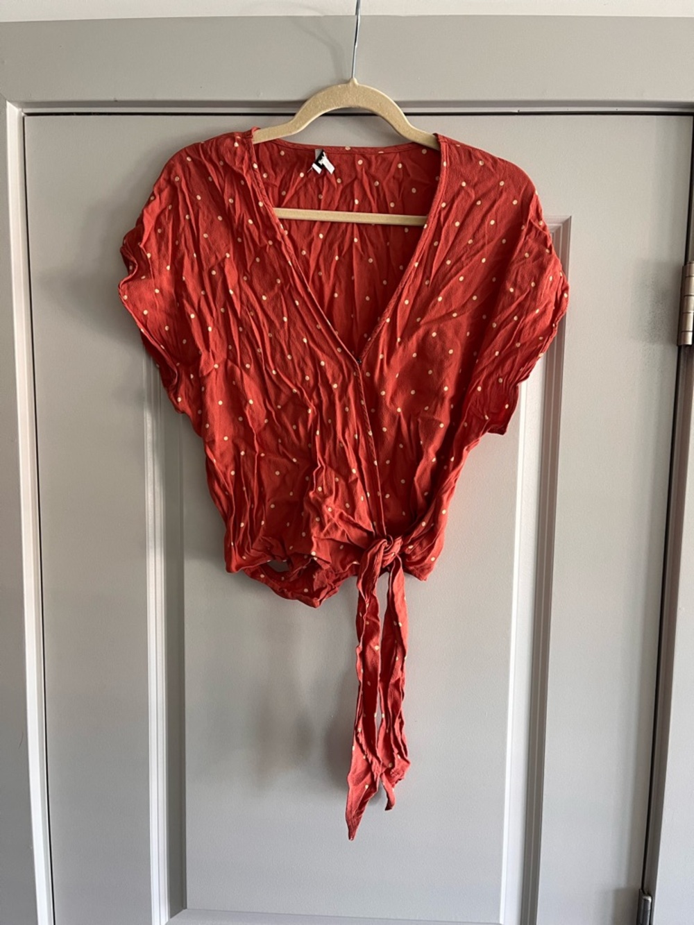 Madewell Women's Rust Tie-Front Polka Dot Top